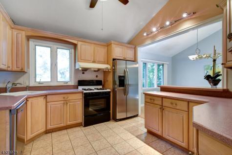 50 Falcon Road Livingston NJ 07039