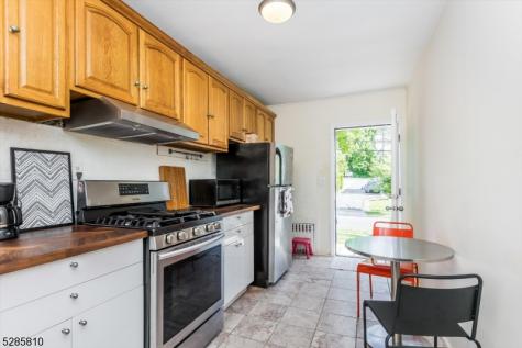 33 Linden Avenue Montclair NJ 07042
