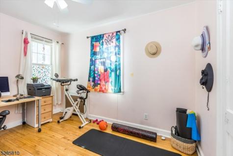 33 Linden Avenue Montclair NJ 07042