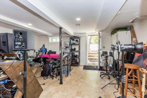 33 Linden Avenue Montclair NJ 07042