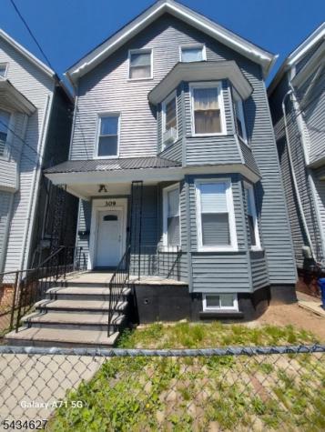 309 7TH Avenue West Newark NJ 07107