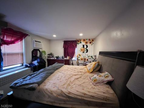 301 W Elm Street Linden NJ 07036