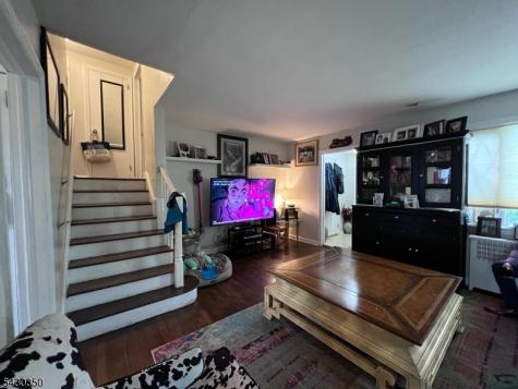 301 W Elm Street Linden NJ 07036