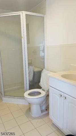 728 Thomas Street Elizabeth NJ 07202