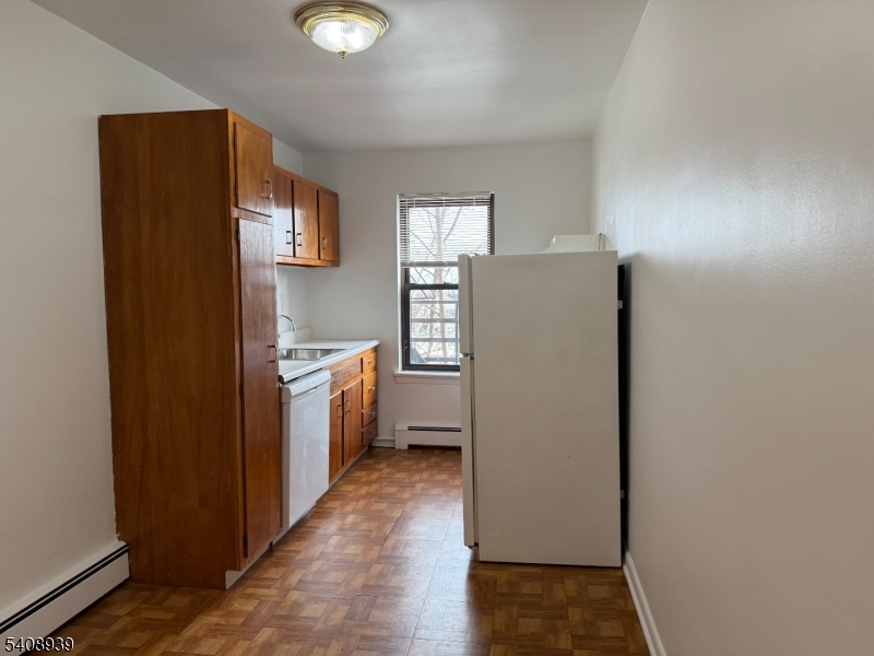 16 Roosevelt Place Montclair NJ 07042