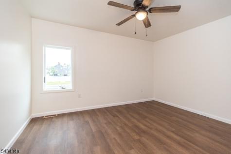 67 Water Street Milford NJ 08848