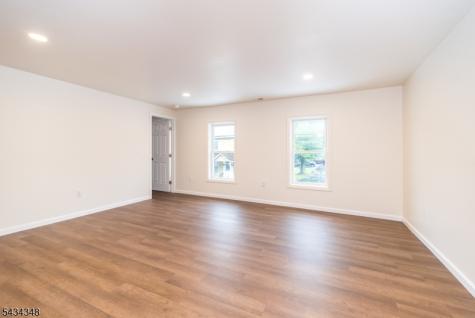 67 Water Street Milford NJ 08848