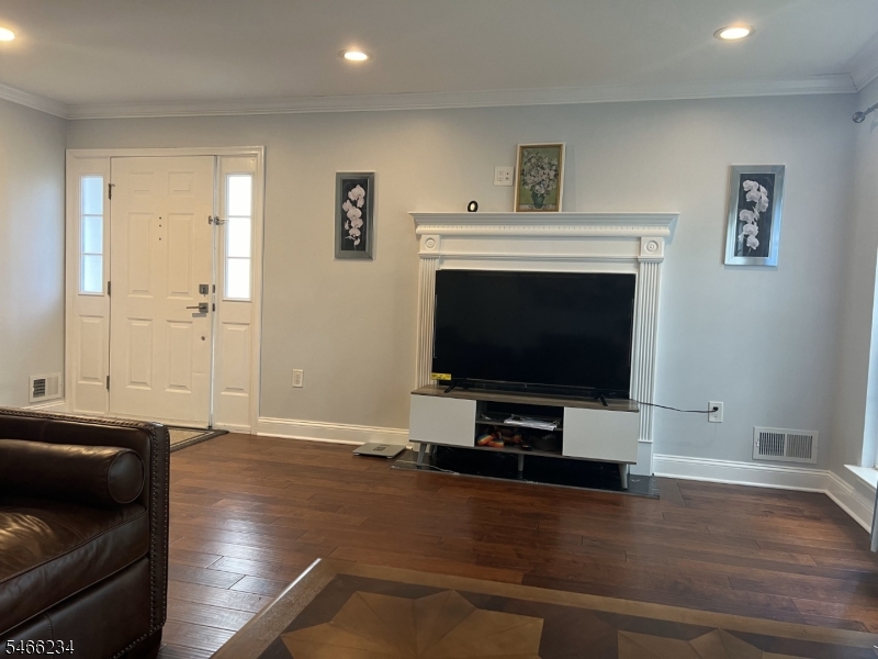 77 Balboa Lane Franklin NJ 08823