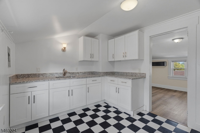275 Greylock Parkway Belleville NJ 07109