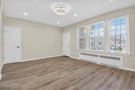 29 Wolf Place Irvington NJ 07111