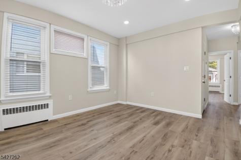 29 Wolf Place Irvington NJ 07111