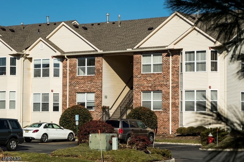 22 Frankie Lane East Hanover NJ 07936