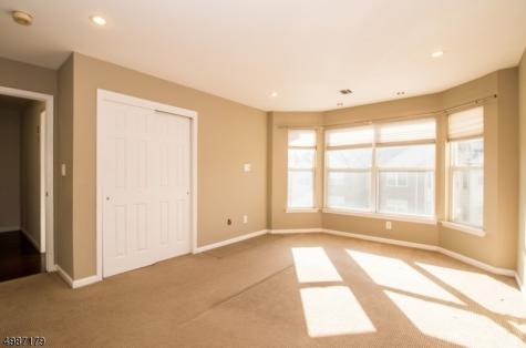 22 Frankie Lane East Hanover NJ 07936