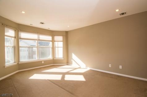 22 Frankie Lane East Hanover NJ 07936