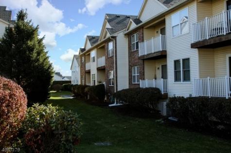 22 Frankie Lane East Hanover NJ 07936