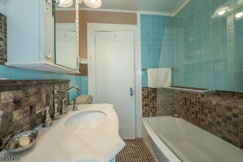 366 Gregory Avenue West Orange NJ 07052