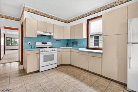 319 Paterson Avenue East Rutherford NJ 07073