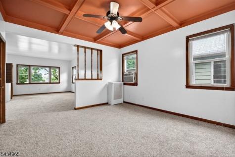 319 Paterson Avenue East Rutherford NJ 07073