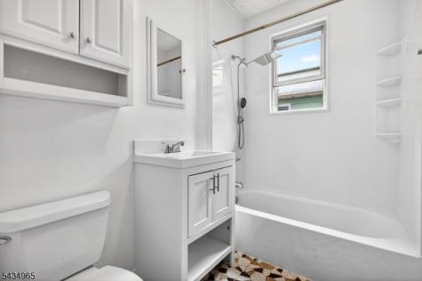319 Paterson Avenue East Rutherford NJ 07073