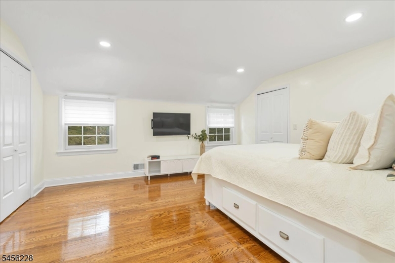 71 Willoughby Road Fanwood NJ 07023