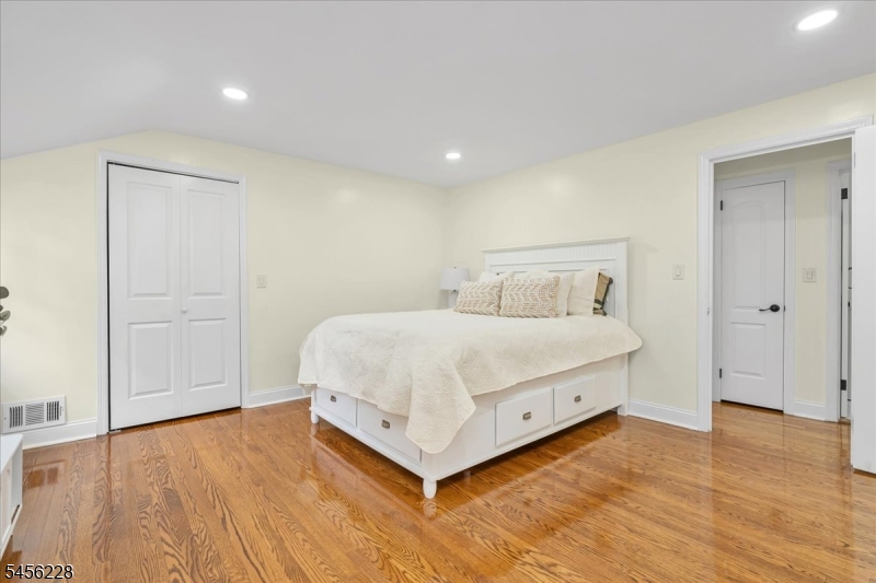 71 Willoughby Road Fanwood NJ 07023