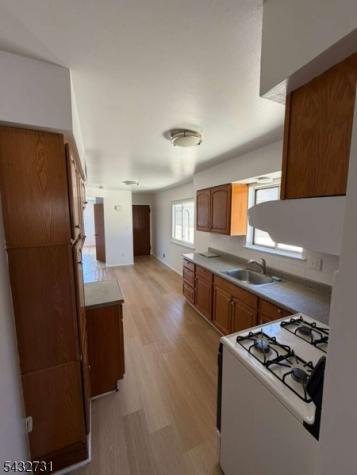 330 Taft Place Harrison NJ 07029