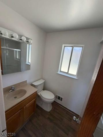 330 Taft Place Harrison NJ 07029