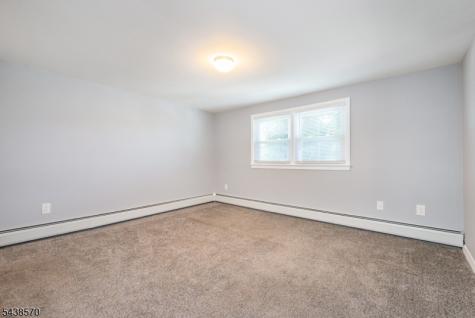 86 E 9th Street Clifton NJ 07011