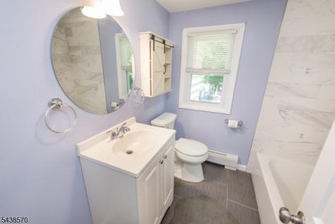 86 E 9th Street Clifton NJ 07011