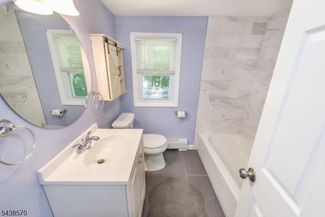 86 E 9th Street Clifton NJ 07011