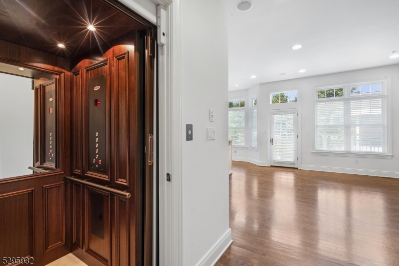 12 Howland Terrace Morris NJ 07960