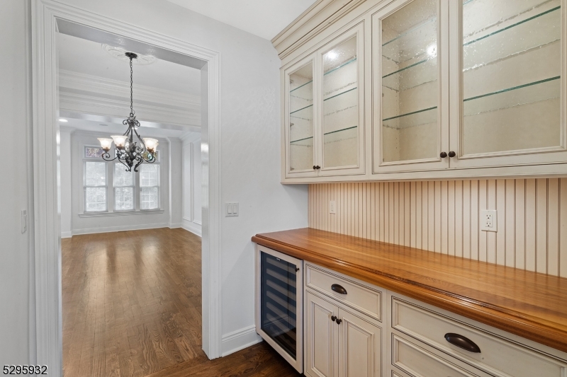 12 Howland Terrace Morris NJ 07960