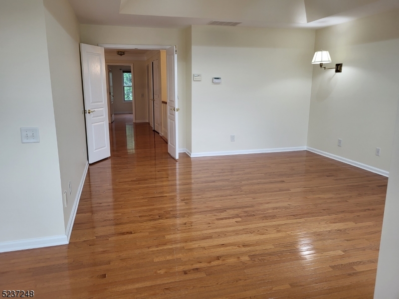 112 Independence Trail Totowa NJ 07512
