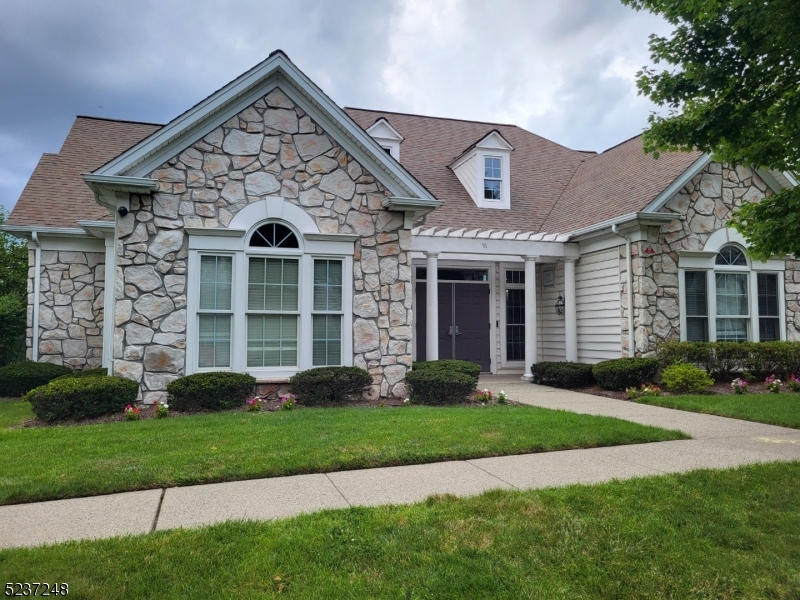 112 Independence Trail Totowa NJ 07512