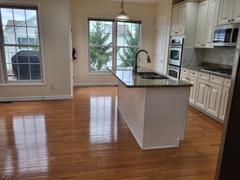 112 Independence Trail Totowa NJ 07512