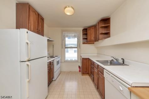 94 Park Street Montclair NJ 07042