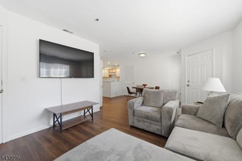 5301 Tudor Drive Pequannock NJ 07444