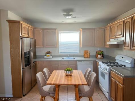 663 S Park Street Elizabeth NJ 07206