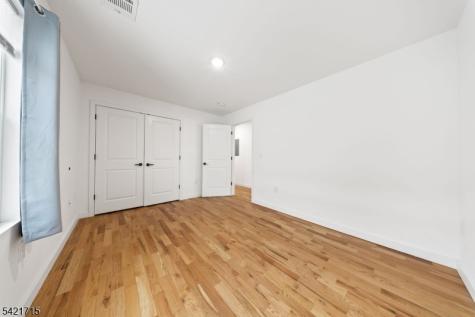 735 Seaport Drive Elizabeth NJ 07201