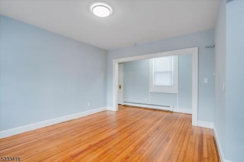 626 Valley Road Apt 1 Montclair NJ 07043