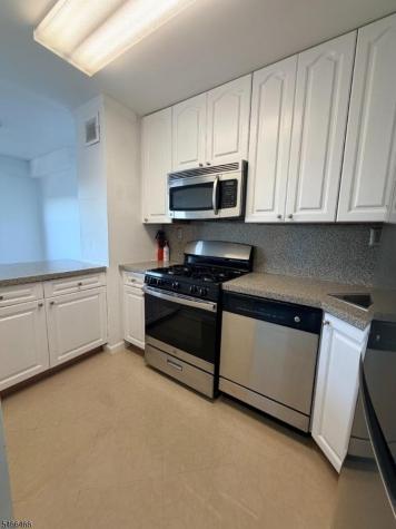 285 Aycrigg Avenue Passaic NJ 07055