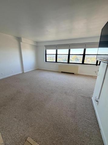 285 Aycrigg Avenue Passaic NJ 07055