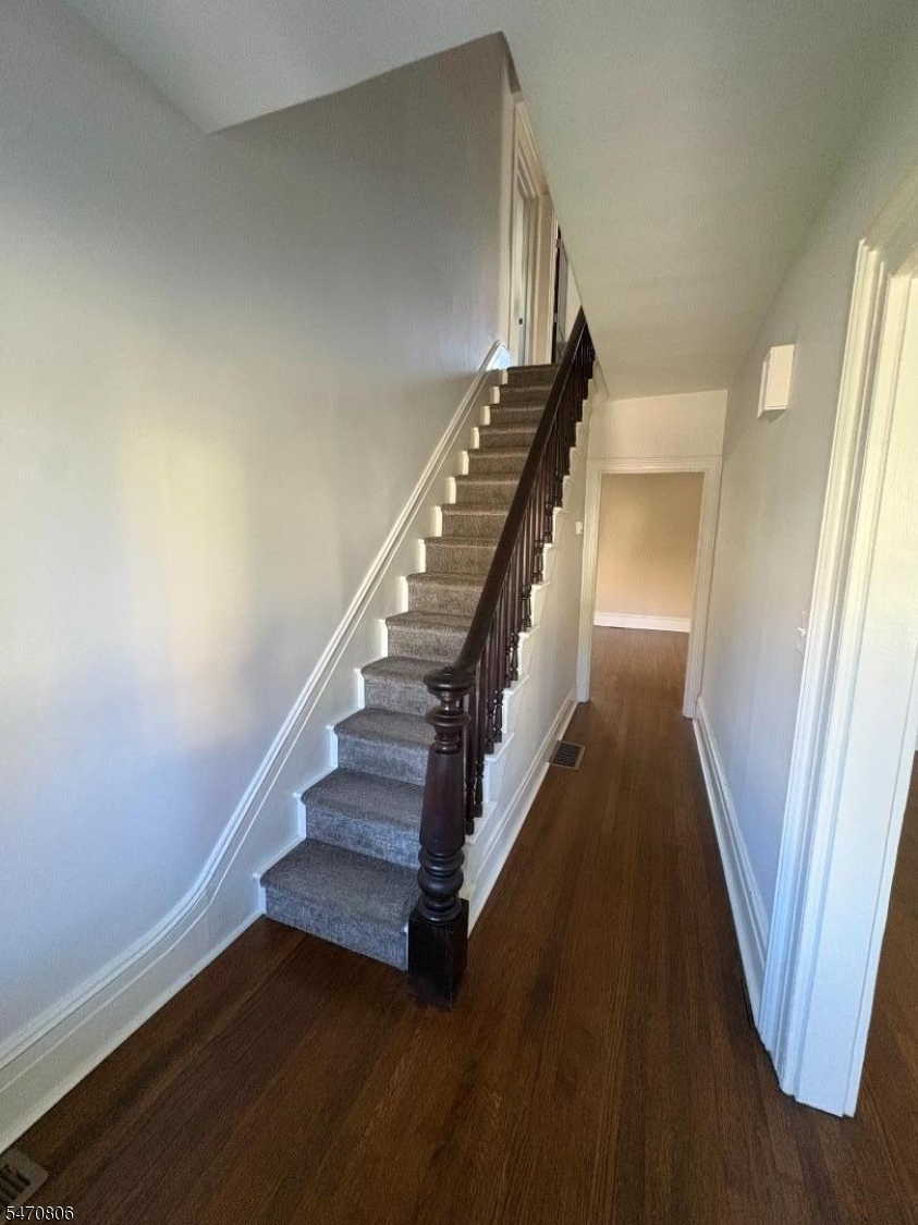 15 Main Street Clinton NJ 08801