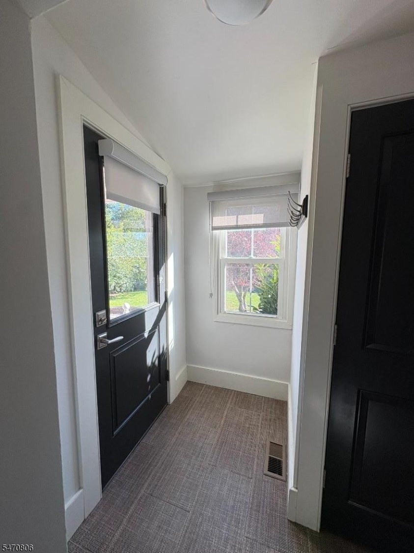 15 Main Street Clinton NJ 08801