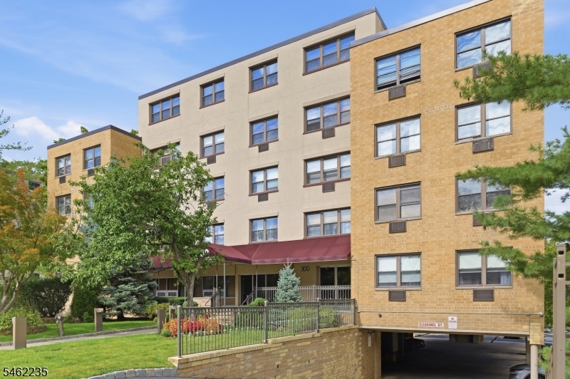 300 Lookout Avenue Hackensack NJ 07601