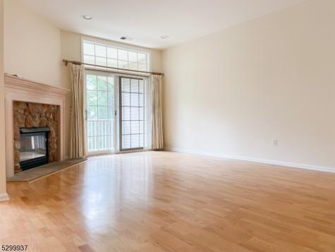 511 Kensington Lane Livingston NJ 07039
