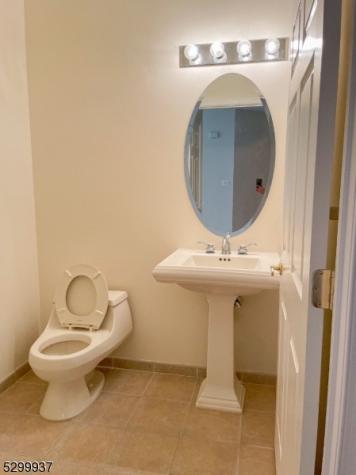 511 Kensington Lane Livingston NJ 07039