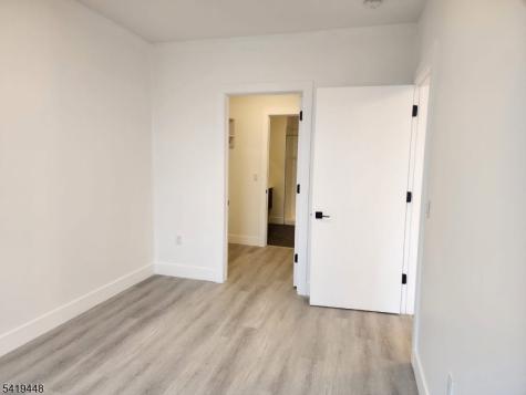 925 E Jersey Street Elizabeth NJ 07201