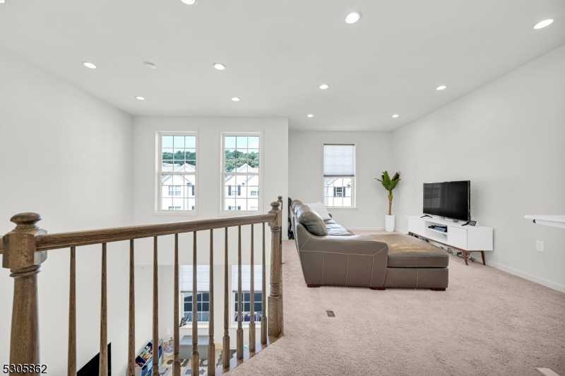 81 Sequoia Drive Cedar Grove NJ 07009