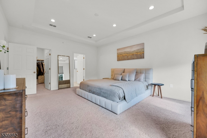 81 Sequoia Drive Cedar Grove NJ 07009